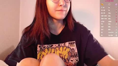 Snapshot of cherry_hazzze chatting on 9, 3, 2025 Cheryl online show from 9, 3, 2025