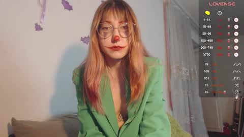 Snapshot of cherry_hazzze chatting on 31, 10, 2025 Cheryl online show from 31, 10, 2025