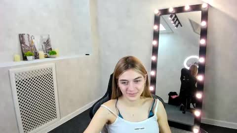 Snapshot of cherry_pr1ce chatting on 19, 12, 2024 cherry_pr1ce online show from 19, 12, 2024