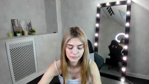 Snapshot of cherry_pr1ce chatting on 19, 12, 2024 cherry_pr1ce online show from 19, 12, 2024