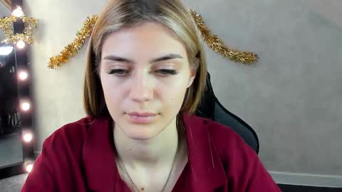 Snapshot of cherry_pr1ce chatting on 9, 1, 2025 cherry_pr1ce online show from 9, 1, 2025