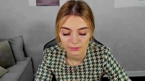 Snapshot of cherry_pr1ce chatting on 13, 1, 2025 cherry_pr1ce online show from 13, 1, 2025