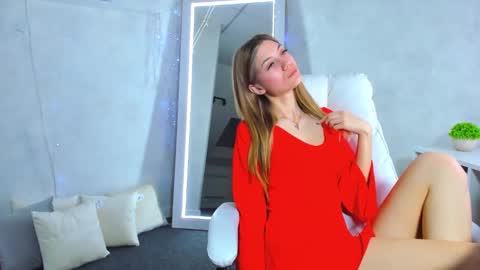 Snapshot of cherry_pr1ce chatting on 3, 3, 2025 cherry_pr1ce online show from 3, 3, 2025