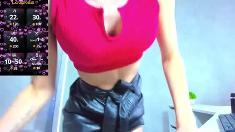 Snapshot of cherry_pr1ce chatting on 5, 3, 2025 cherry_pr1ce online show from 5, 3, 2025