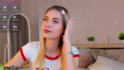 Snapshot of cherry_pr1ce chatting on 8, 10, 2025 cherry_pr1ce online show from 8, 10, 2025