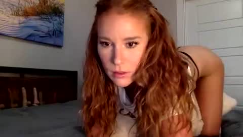 Snapshot of cherry_sinn chatting on 28, 10, 2025 cherry sin online show from 28, 10, 2025