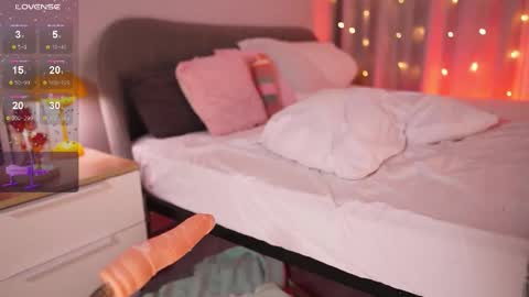 cherry_swee online show from 25, 2, 2026