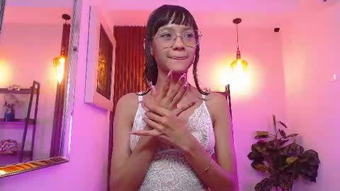 Snapshot of cherry_vixen_ chatting on 27, 6, 2026 Sery online show from 27, 6, 2026