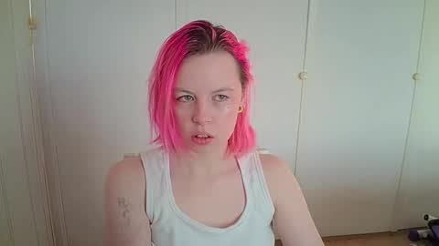 Snapshot of cherrybaby_0 chatting on 7, 1, 2026 cherrybaby_0 online show from 7, 1, 2026