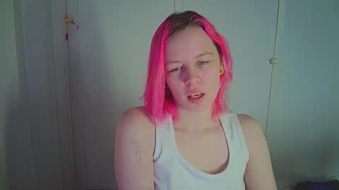 Snapshot of cherrybaby_0 chatting on 10, 1, 2026 cherrybaby_0 online show from 10, 1, 2026