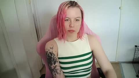 Snapshot of cherrybaby_0 chatting on 9, 5, 2026 cherrybaby_0 online show from 9, 5, 2026