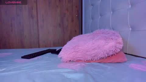 Snapshot of cherrybliss__ chatting on 5, 3, 2026 lizzy online show from 5, 3, 2026