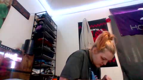 cherrybomb454 online show from 10, 2, 2026