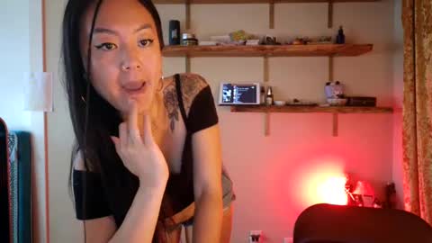 Snapshot of cherrycam777 chatting on 25, 9, 2025 Miss Cherry online show from 25, 9, 2025