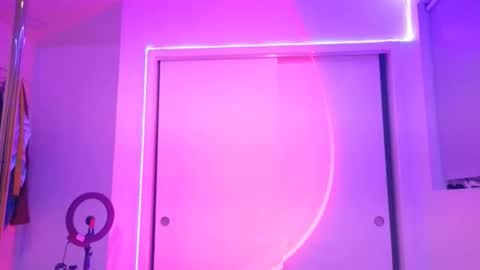 Snapshot of cherrycam777 chatting on 3, 3, 2026 Miss Cherry online show from 3, 3, 2026