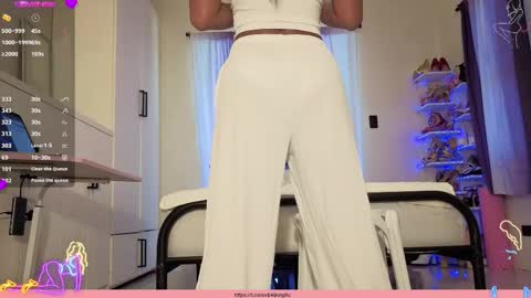 Snapshot of cherrycreme chatting on 1, 3, 2026 Cherry online show from 1, 3, 2026