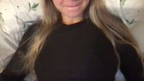 cherryflavorxx online show from 5, 4, 2026