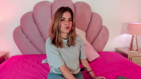 Snapshot of cherryfoxdaddy chatting on 18, 12, 2024 Cherry online show from 18, 12, 2024