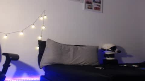 Andres cherry  online show from 12, 3, 2026