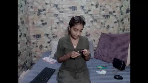 Snapshot of cherryindian694u chatting on 17, 3, 2026 leah is the name online show from 17, 3, 2026