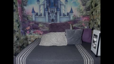 Snapshot of cherryindian694u chatting on 2, 7, 2026 leah is the name online show from 2, 7, 2026