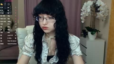 Isabel online show from 10, 5, 2026