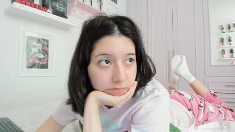 Snapshot of cherrymafer666 chatting on 1, 7, 2026 cherrycute666 online show from 1, 7, 2026