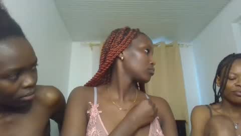Snapshot of cherrymuffin1 chatting on 16, 7, 2026 Cherry online show from 16, 7, 2026