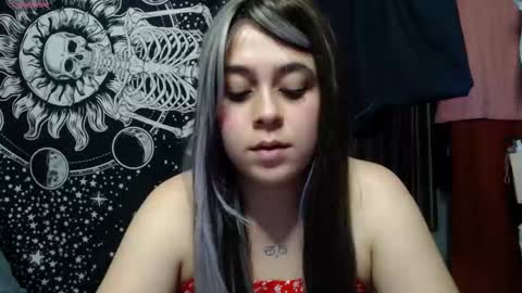 Snapshot of cherrypeach_ chatting on 2, 10, 2025 cherrypeach_ online show from 2, 10, 2025