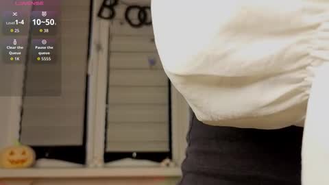 Snapshot of cherrypepperkiss chatting on 24, 10, 2025 Lysia online show from 24, 10, 2025