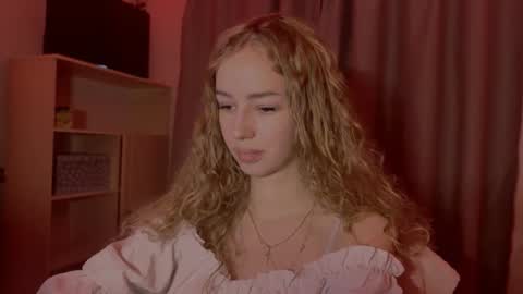 Evie online show from 14, 11, 2025