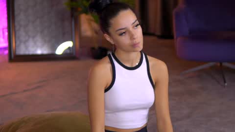 Snapshot of cherryselena chatting on 11, 12, 2024 Selena online show from 11, 12, 2024