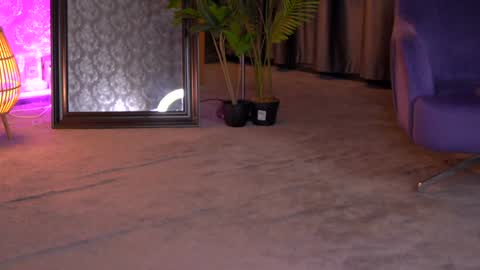 Snapshot of cherryselena chatting on 21, 12, 2024 Selena online show from 21, 12, 2024