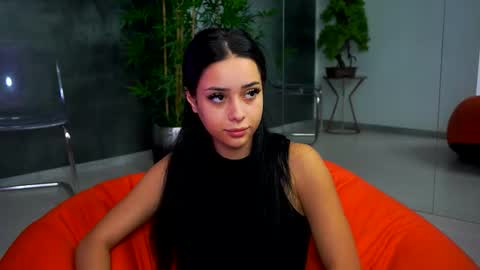 Selena online show from 22, 9, 2025