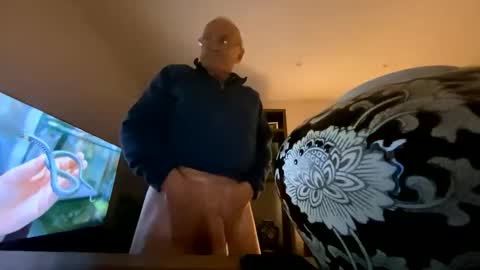 chesdave256249 online show from 11, 11, 2025