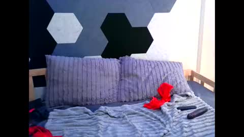 cheyennel online show from 4, 12, 2025