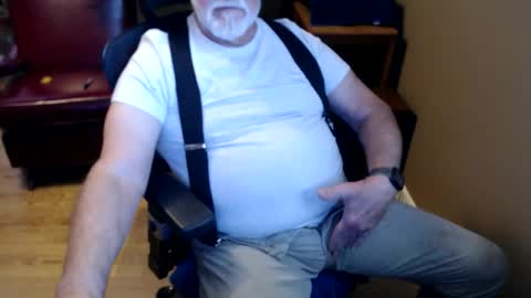 Snapshot of chgodad chatting on 4, 11, 2025 chgodad online show from 4, 11, 2025