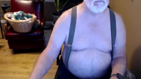 Snapshot of chgodad chatting on 18, 11, 2025 chgodad online show from 18, 11, 2025