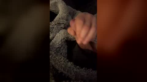 chhh599211 online show from 19, 4, 2026