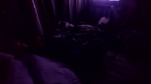 Snapshot of chi579822 chatting on 24, 9, 2025 chi579822 online show from 24, 9, 2025