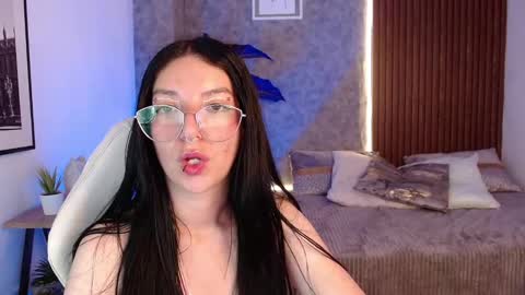Chiara online show from 11, 3, 2025
