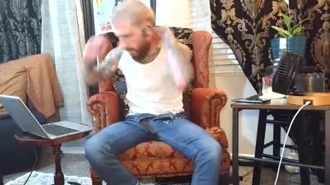 Snapshot of chiarov chatting on 11, 4, 2026 chiarov online show from 11, 4, 2026