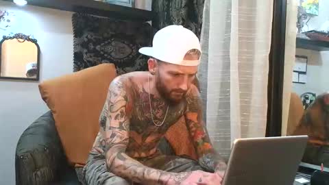 Snapshot of chiarov chatting on 12, 4, 2026 chiarov online show from 12, 4, 2026