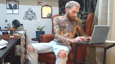 Snapshot of chiarov chatting on 14, 4, 2026 chiarov online show from 14, 4, 2026