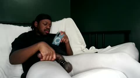 Que online show from 6, 2, 2026