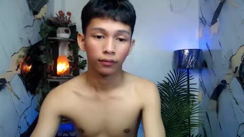 Snapshot of chick_renz chatting on 6, 10, 2025 chick_renz online show from 6, 10, 2025
