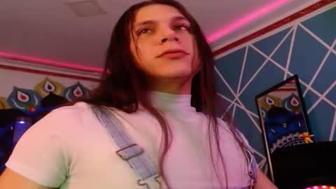 Snapshot of chico_explosivo chatting on 1, 12, 2025 chico_explosivo online show from 1, 12, 2025