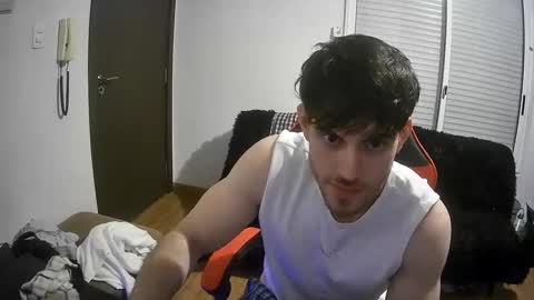 Snapshot of chicoblancolindo chatting on 18, 9, 2025 chicoblancolindo online show from 18, 9, 2025