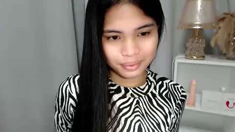 CRISTINE3. online show from 4, 6, 2026