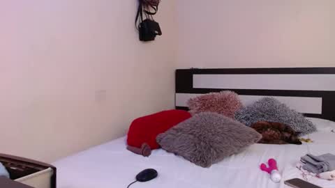  Valentina  online show from 2, 1, 2025